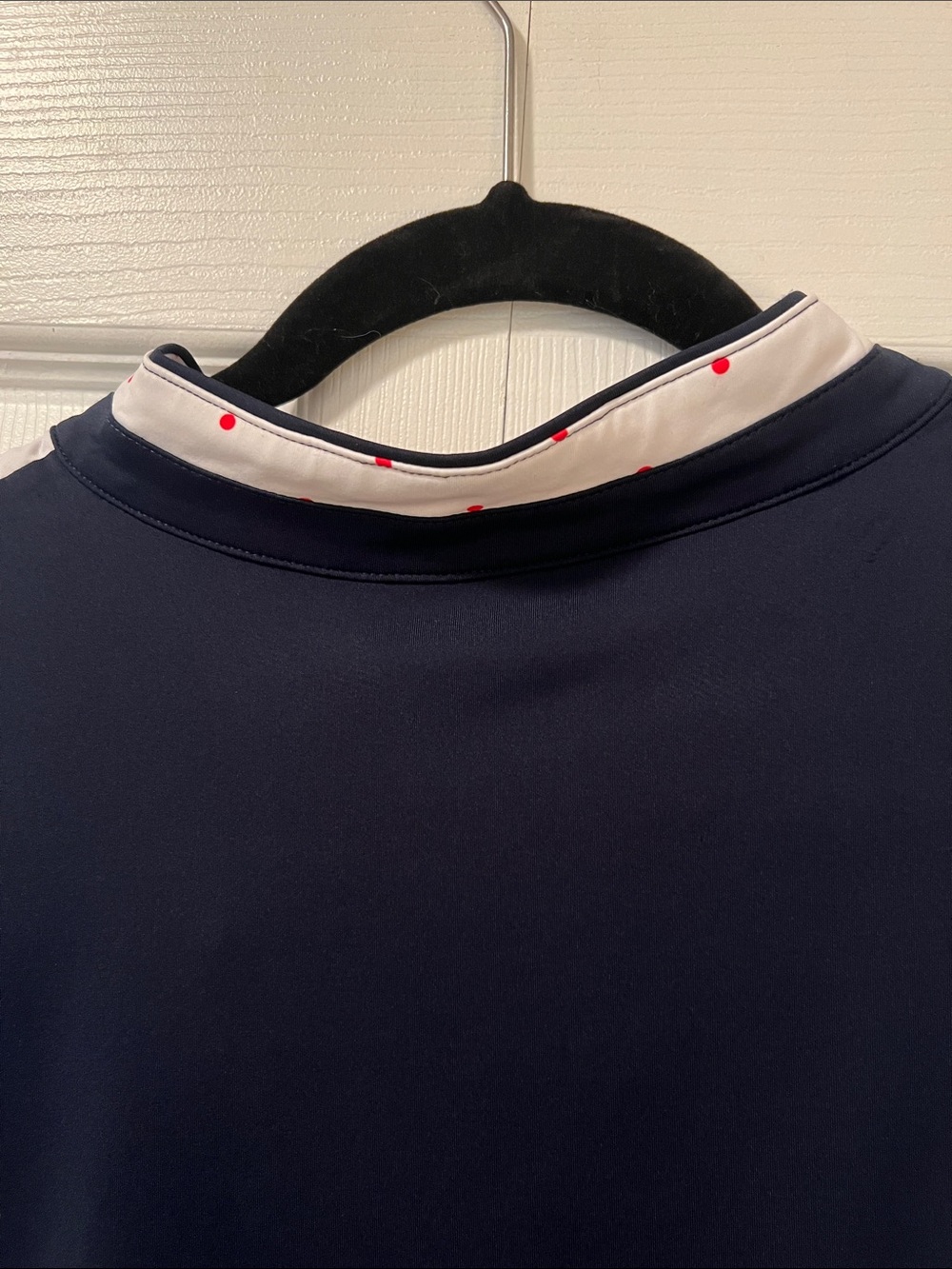 NWOT Lady Hagen Navy Sleeveless Womens Golf Polo with Red Polka Dot Trim - Picture 8 of 8